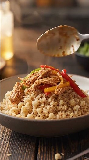 Easy Slow Cooker Chicken Fajita Bowls | High-Protein Low-Carb Meal Prep!