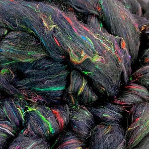 ROVING, Northern Lights Black Merino Sari Silk Roving, Black and Rainbow Combed Top, Fluorescent Spinning Weaving Felting Roving, 23 - Etsy