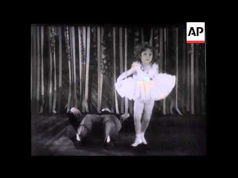 Shirley Temple Wins Hollywood Award