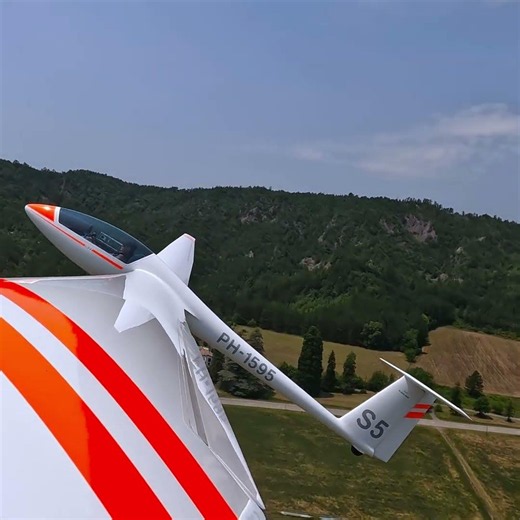 LS4A Glider Winch Launch at La Motte du Caire | Wing Camera View