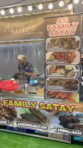 145 reactions · 84 shares | Come down to the Geylang Serai Extravaganza (part of Job Skills Carnival in South East) 16 - 17 Nov 2023, 3pm - 10pm 18 - 19 Nov 2023, 10am - 10pm Wisma Geylang Serai See you there! | Wisma Geylang Serai | Facebook