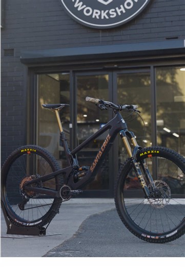 2025 Santa Cruz Megatower Review: Features and Specs