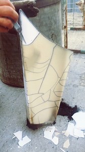 Raku firing of Naked Raku vase. Outside I ve used large crackled Raku glaze and inside turquoise Raku glaze. The contrast between outside and inside is absolutely stunning 😍 I Try to use most of the time 2 step Naked Raku with a resistant slip and fire up to 940 C. The vase is bisque fired and then Raku fired. I hope you will enjoy this video! 🔥🔥 Do you have any questions? Feel free to ask me! 🔥💪🏻 | Di Luca Ceramics