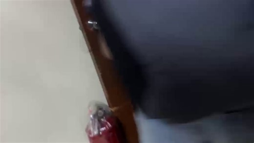 🚨Chaos at the #Philippine Senate: Multiple gunshots heard on the 2nd floor as tensions explode over the arrest attempt on Sen. Ronald 'Bato' Dela Rosa amid the ICC warrant. Senate under lockdown, staff & media told to take cover.
