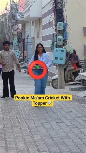 Mam Cricket with AIR-1😱 #ritiksir #samridhimam #pw #physicswallah #cbse #motivation