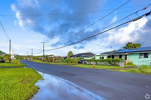Living in Koloa, HI