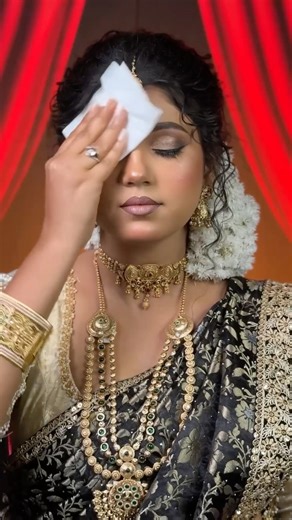 Remove Mekup video South Indian bridal makeup,\nmakeup tutorial\nmakeup brush