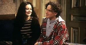 'The Conners': Johnny Galecki to reprise his Roseanne role while Juliette Lewis cast as his girlfriend