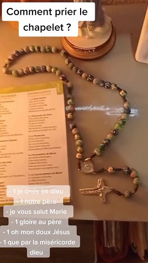 Comment prier le chapelet : Guide et mystères