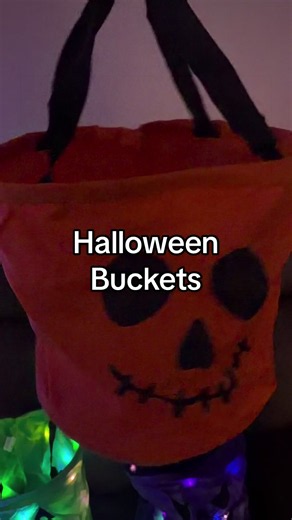 Halloween Buckets: Best Trick-or-Treat Bags & DIY Ideas