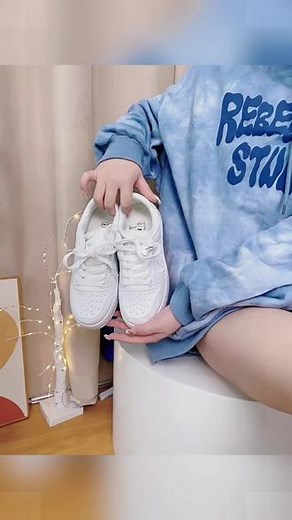 回力2025新款女小白鞋，秋季百搭厚底休闲必备！#厚底休闲板鞋 #2025新款女鞋 #回力女小白鞋 #经典百搭小白鞋 #秋季女鞋爆款