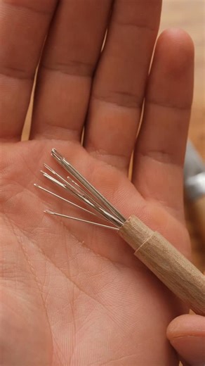 Nadav Ben Shlomo on Instagram: "I’ll find any excuse to pick up a knife and carve🤓 Carving a small box for needles, using the mora 120 knife on a piece of walnut wood . . . #woodcarvingart #woodwork #artprocessvideo #asmrcommunity #asmrrelaxation"