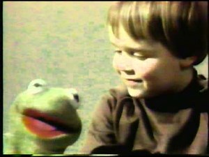 Sesame Street clip: Kermit the Frog learns about talking loudly and softly