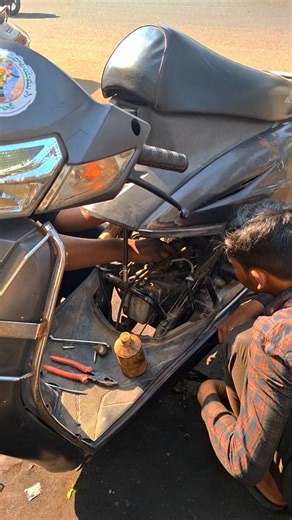 Bike repair #motorcycle #repairing #trending #vlog #hyderabad #ytshorts #shorts