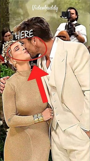 Chris Hemsworth & Elsa Pataky Romantic Kiss On Red Carpet🔥