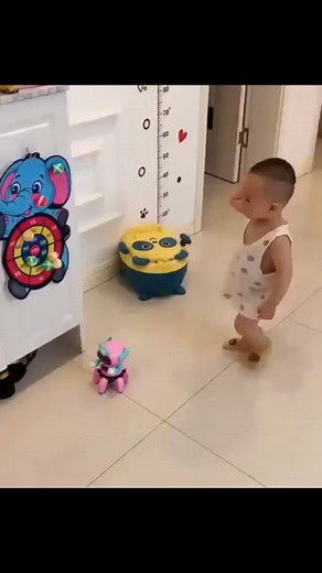 Magnetic dart board for kids🥰These Cartoon Dart Board Games fascinated me. Kids will love it. | SloLiipop