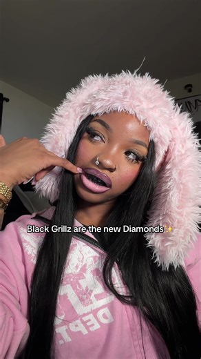 Who knew the hardest grillz are less than $20😩 Neeeeed that | black grillz