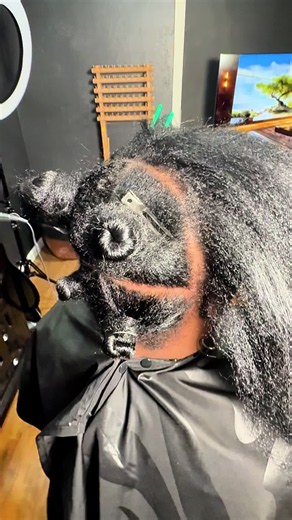 Transform Your Look Instantly with Micro Loc Extensions