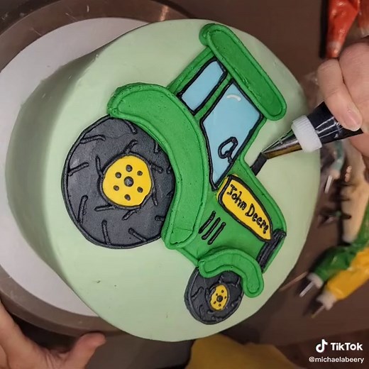 Buttercream Tractor Cake Tutorial