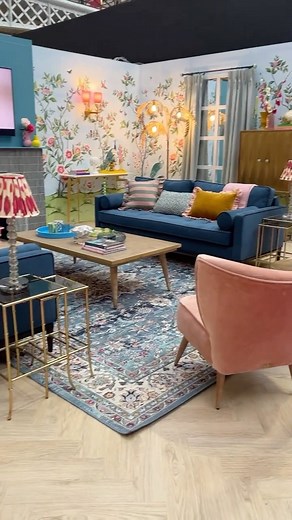 Sophie Robinson / Interior Designer on Instagram: "It’s all in the planning! With only a day to set out the room, everything had to be planned meticulously. From concept, layout, decorators notes, electrics, transport it all has to happen on the day! Thanks for having me @ideal_home_show @goodhomesmag @sky_uk And huge thanks to @hughesbespokeinteriors20 @jane.berry #idealhomeshow2023 #idealhomeshow"