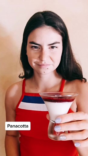 Recette facile de Panacotta aux fruits rouges