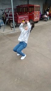 45K views · 2.2K reactions | She is so amaing in her backflip. | Amazing World | Facebook