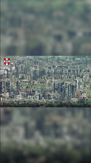 Utter devastation revealed in Ukraine’s Toretsk following months of clashes #shorts