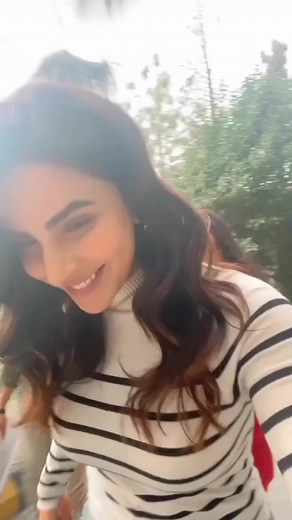 Saba Qamar Zaman | Karachi ki duniya