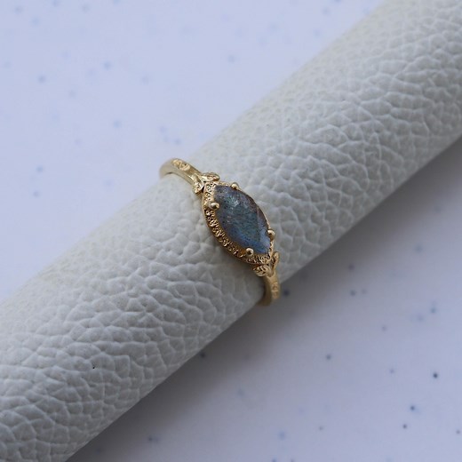 Labradorite Ring, Handmade Ring, Nature Inspire Ring, Minimalist Ring, 925 Sterling Silver Ring, Dainty Labradorite Ring, Women Ring - Etsy