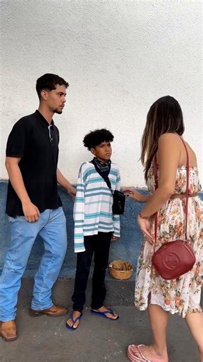 35K views · 696 reactions | Genius Girl utilise cette astuce pour obtenir justice | Histoires Vraies | Facebook