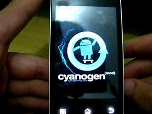 Motorola Backflip MB300 Android 2.2 Froyo Unofficial CyanogenMOD
