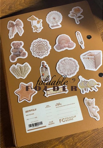 Organize Your Class Notes with a Foldable Clipboard