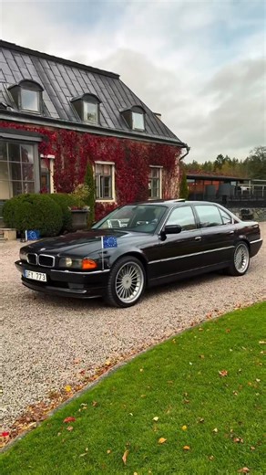 BMW.Для любителей марки. on Instagram: "BMW E-38 #bumeroc #bmw #bmwe38 #e38 #e38mafia #e38club #bmwtuning #bmwofficial #bmwfan #bmwlowers #bmwli̇fe #bmwlowe #bmwlegends #bmwclub #bmwbest #бмвклуб #бмве38 #бмвтюнинг #бмв7 #бумерок"