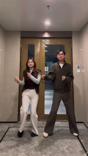 This feeling is just right#Really love you#Douyin s popular dance plan#Couple dance#Jump w