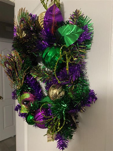 Festive Mardi Gras Wreath - Etsy
