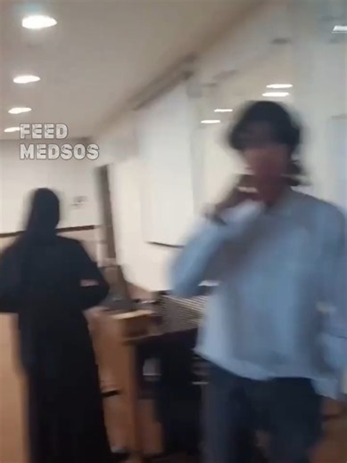Info yg beredar, kejadian di salah satu ruang kelas di kampus UNAIR, Surabaya. Ketua PHMP Unair membenarkan peristiwa ini dan sedang diproses internal. #unair #mahasiswaunair #kuliah #ruangkelas #mahasiswaviral