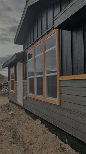 🌄🐄 Dreams Aren’t Built in a Day… But They Do Come True. 🏡✨ Out on a quiet cattle ranch in Idaho, something truly special happened. A new home rolled in — but this wasn’t just a delivery. It was the beginning of a dream years in the making. At Clayton Homes of Boise, our homeowners aren’t just customers. They’re families. They’re stories. They’re people building a life they’ve envisioned long before the foundation was ever poured. Watching this home arrive on the ranch… watching the sun hit th