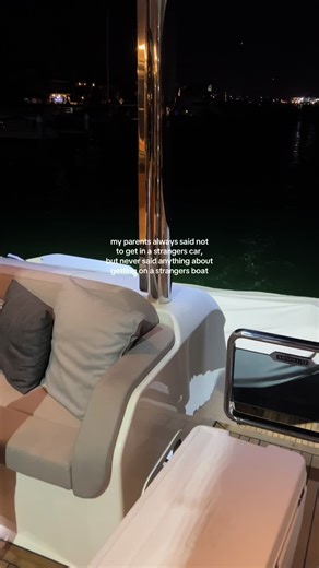 friend of a friend of a friend #newportbeach #yacht #boat #boattour #stranger