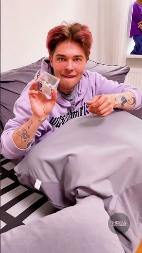 💥EXPLOSIVE Couch Prank On My Girlfriend !🤣💯 #prank #explosion #shorts