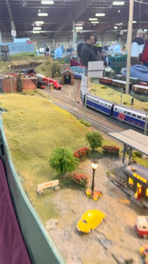 Model Trains Enthusiast | TGV Duplex in HO scale 🇫🇷 High-speed rail, perfectly miniaturized. #TGV #TGVduplex #ModelTrain #HOscale #modelrailroad | Instagram