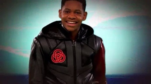 Lab Rats S04E13 Bionic Island One of Us