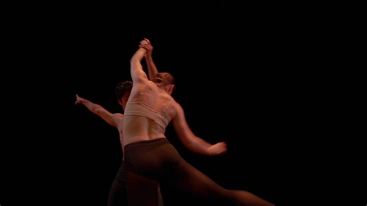 Experience a world premiere dance theater performance! The Hobby Center presents ISHIDA Dance “keepsake” January 12-13 in Zilkha Hall. Tickets and more info at: https://www.thehobbycenter.org/events/keepsake/ | Hobby Center