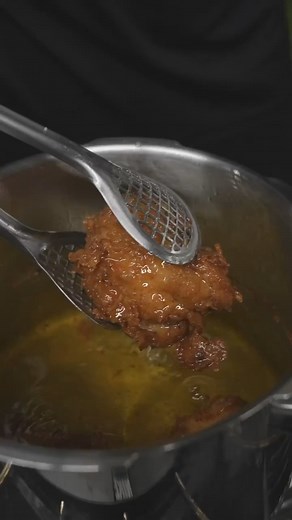 KFC Pressure Cooker Fried Chicken! | Guga Foods