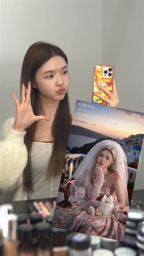 深圳/廣州 寫真G3影畫 on Instagram: "拍寫真，雙重記錄： 照片+視頻MV 雙重鏡語，完整演繹。 📍【找我拍攝，請私訊諮詢📩📷】 〰️➰〰️➰〰️➰〰️ 📹 首家推出「雙生影像」的寫真店 ❤️經營十年的攝影工作室 📷超2000平實拍影棚 👸累計服務客戶20萬+ 💕每月研發上線新風格，超百種風格任選 📍拍攝地址：深圳&廣州 #寫真 #寫真攝影 #影相 #影相studio #深圳寫真 #香港寫真 #廣州寫真 #g3影畫 #g3影画广州 #深圳 #深圳拍照 #影樓 #香港 #香港影相 #生日寫真 #肖像 #肖像照 #寫真風格 #国风意境"