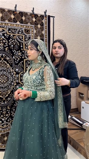 komal b luthra on Instagram: "Motivation 🫀 . . . [ Motivation, reels , motivational , inspiration, fyp , trending , viral , growth, mindset, content motivation , makeup ] . . #reels #motivation #mindset #growth #trending #instagram #makeuptutorial #reelsinstagram"