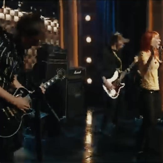 Paramore - Misery Business🦋 | Old