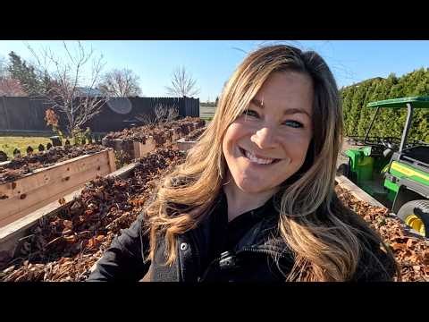 Strawberry Raised Bed Overhaul & Climbing Rose Maintenance! 🍓💪🌹 // Garden Answer