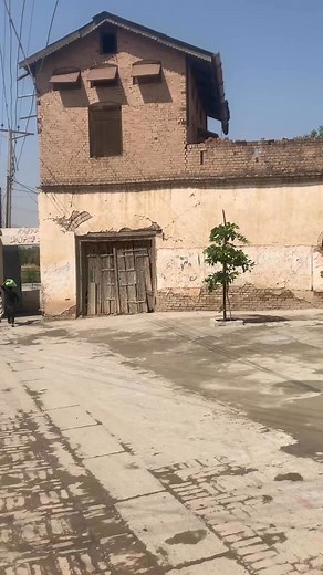 Hujra of khan bahadar Haider khan in Bazar Ahmed khan external view #oldisgoldsongoldisgoldsong #Sindh #punjob #Pakistan #Bannu #old #KPK #islamabad #bannuhighlights #everyoneシ゚ # | Old Memories of Bannu