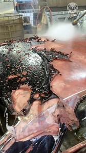 Rusty old car gets a satisfying pressure washing session | Awesome