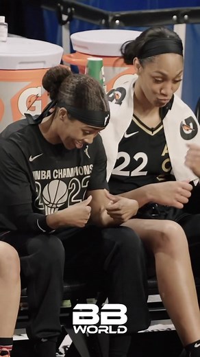 Funny Moments: A'ja Wilson & Sydney Colson Bench Dances